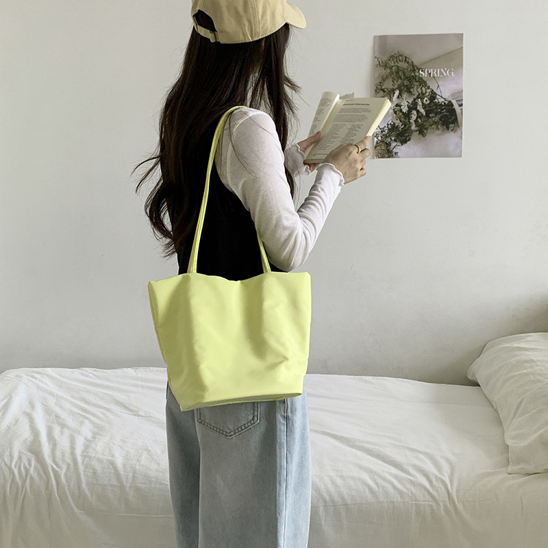 레저 미니멀리스트 여성 숄더백 새로운 대용량 틈새 디자 - Interior Design Minimalist 리뷰 및 가격
